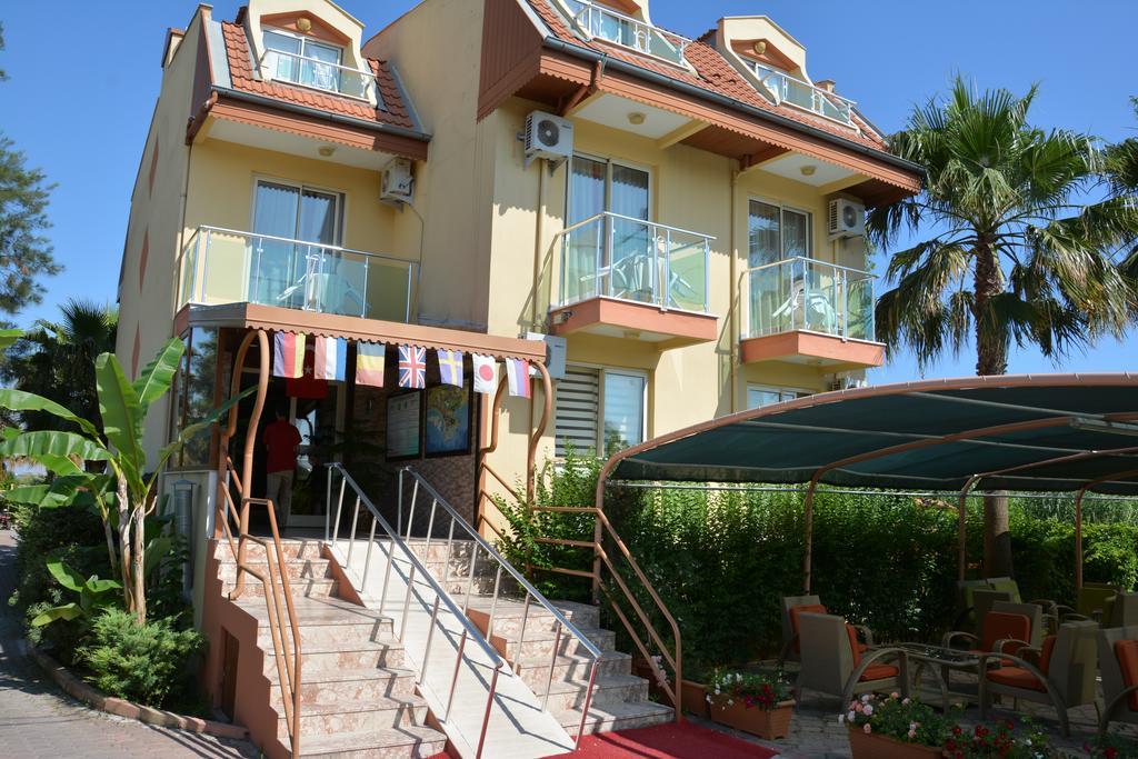 Yavuzhan Hotel Side Eksteriør bilde