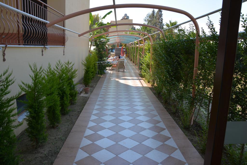Yavuzhan Hotel Side Eksteriør bilde